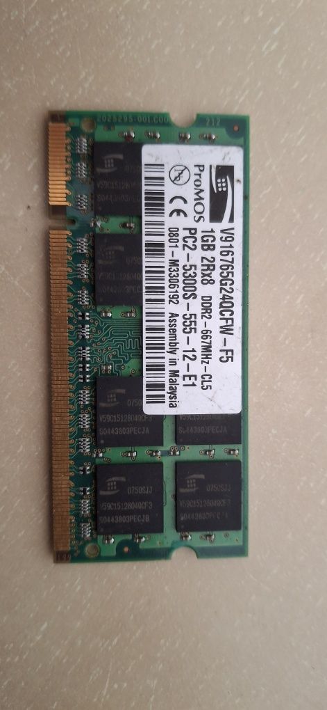 pamięć RAM typu DDR2 SO-DIMM