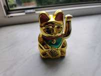 Kot machający ręką duży złoty Lucky Cat 13 cm
