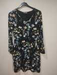 Sukienka w kwiaty-Thr Stilo Collection, rozmiar S
