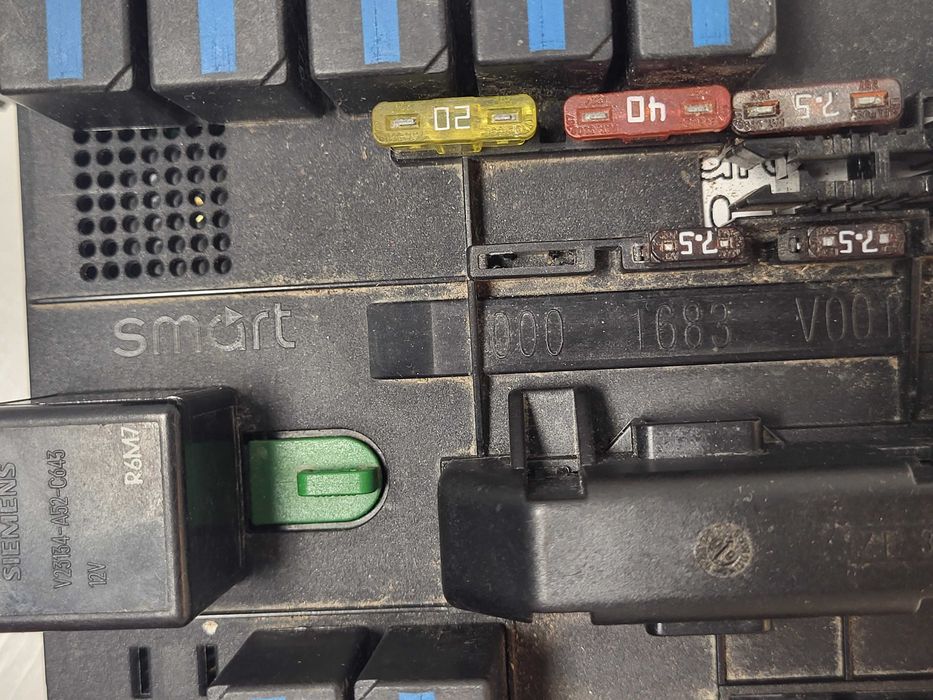 Caixa de fusíveis Smart Fortwo (W450)