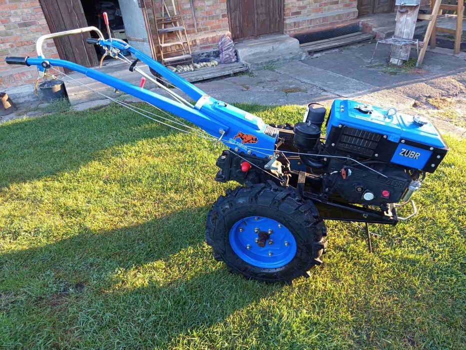 Мотоблок Зубр 8 к.с з фрезою