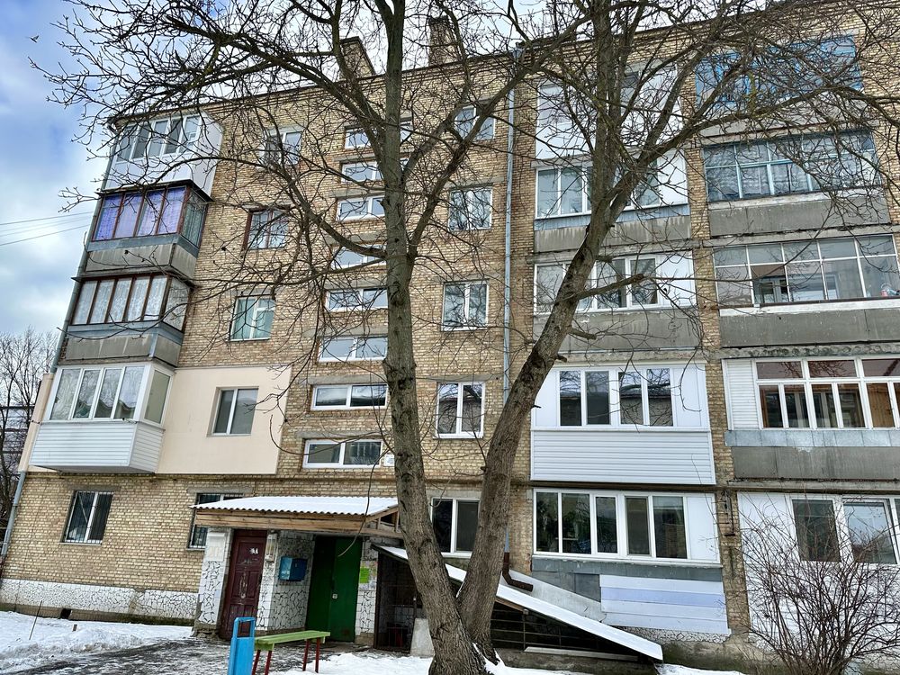 Продам, Трехкомнатная кв 65м2 район 3 школы