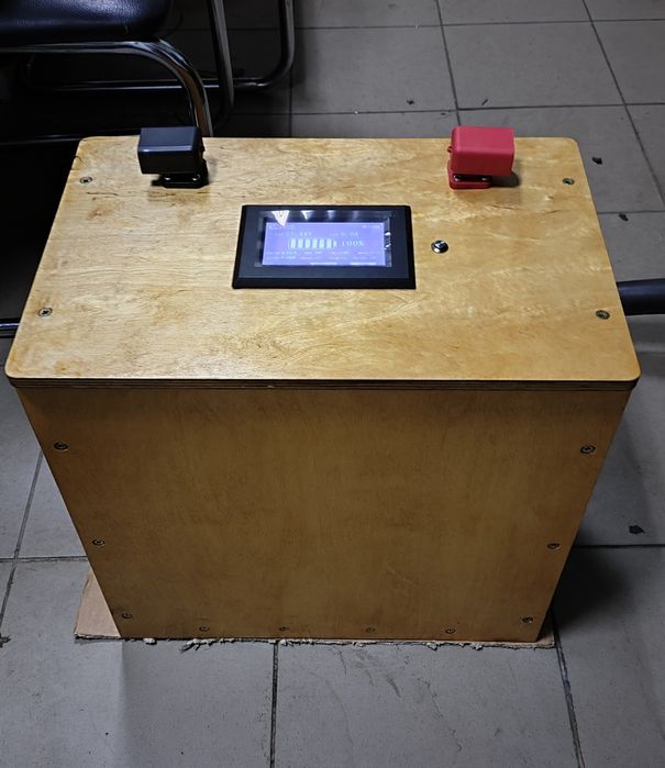 LiFePo4 Аккумулятор 24V 7760W / 8x Eve LF304Ah