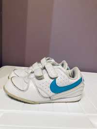 Sneakersy 25 / 26 Nike białe 26,5 wkł 15,5cm
