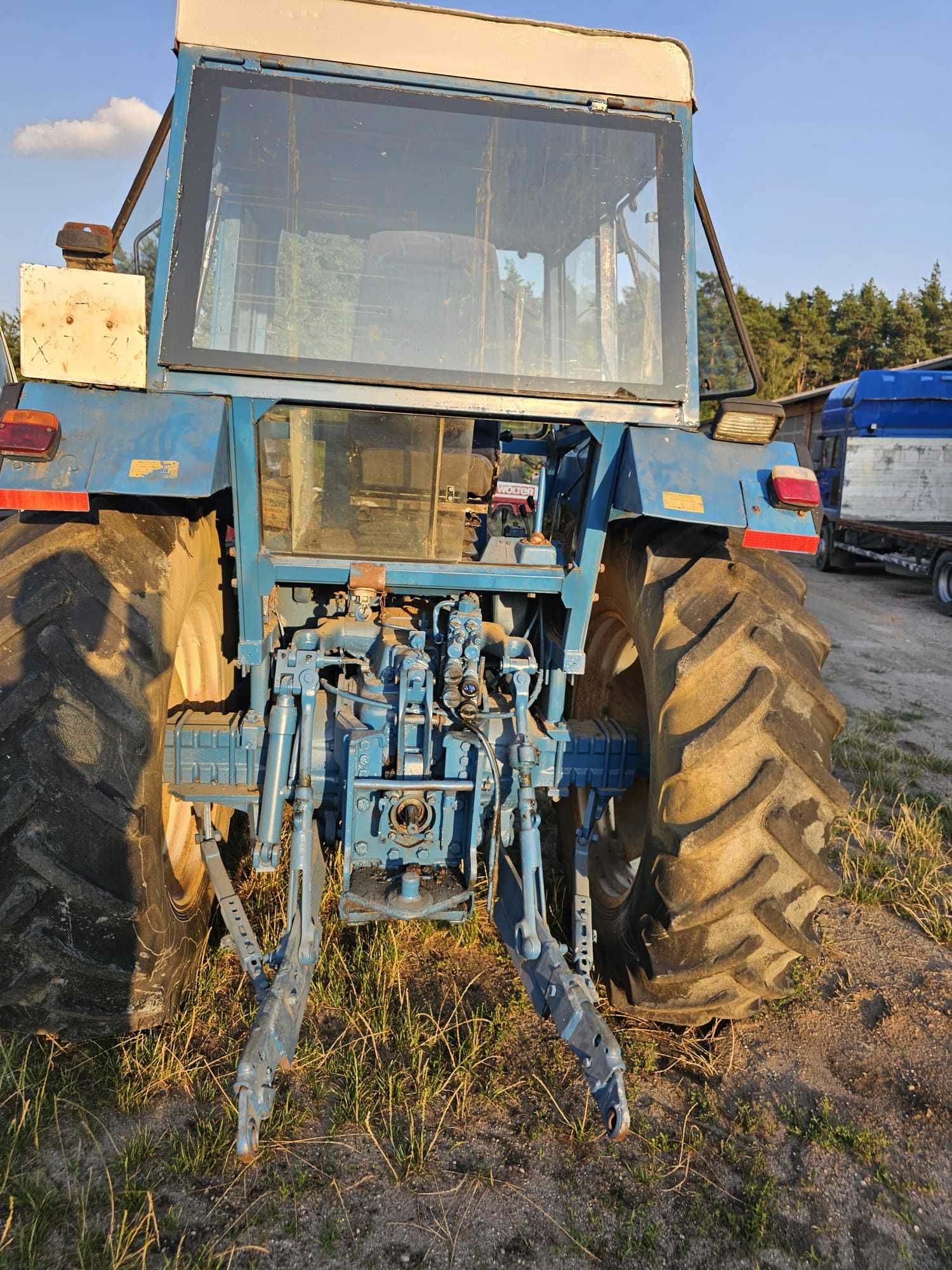 Ciągnik rolniczy Ford 6610