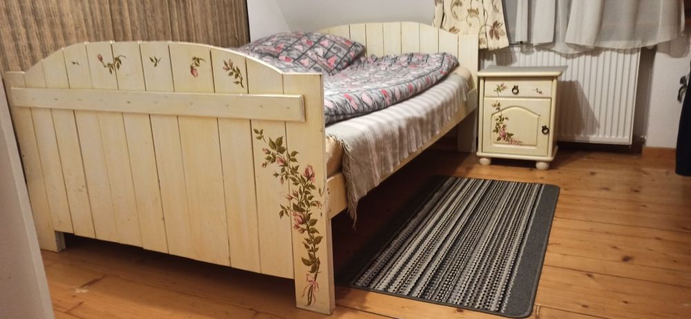 Łóżka o wymiarach od 140,160,#200