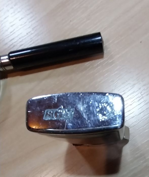Isqueiro antigo Sim