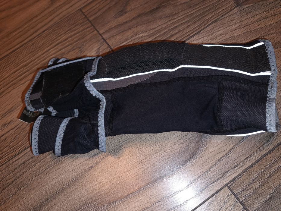 Stabilizator kolana z zawiasami z regulacją kąta zgięcia HG80 Mueller