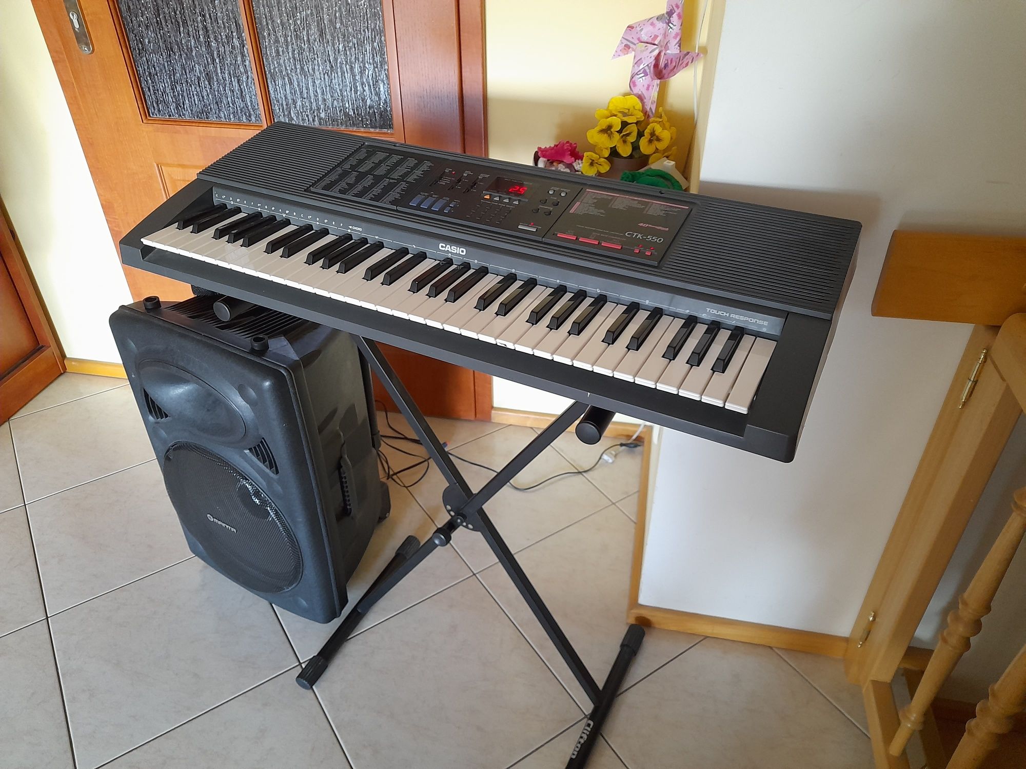 Keyboard Casio ctk 550 z dynamiczną klawiaturą