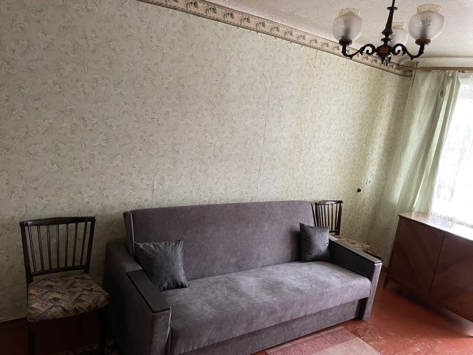 Здається квартира на довготривалий термін.