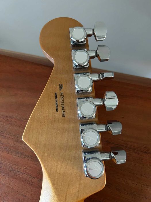 Fender Stratocaster  Player PLUS HSS