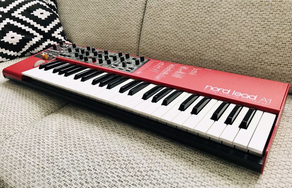Syntezator Clavia Nord Lead A1 jak nowy +  futeral Nord