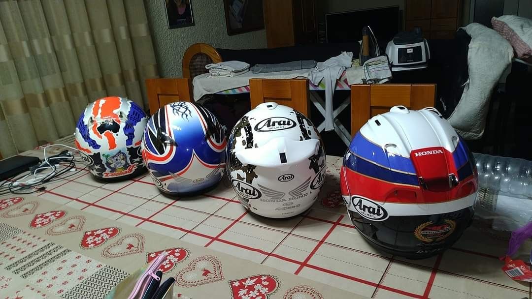 Vendo capacete ARAI AXces-2