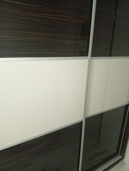 Zestaw mebli szafa  przesuwna komoda brąz beż połysk