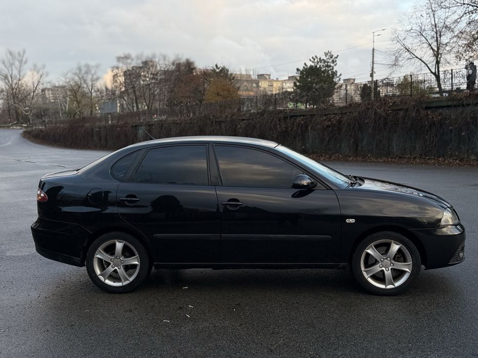 Seat Cordoba 2.0 газ/бензин
