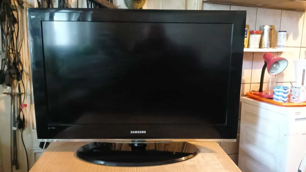 Telewizor 32 cale