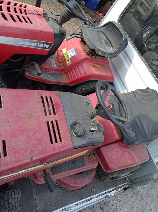 Traktorek ogrodowy ciagniczek