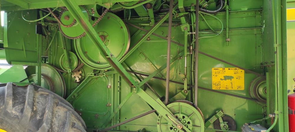 John Deere 1055 ,kosa 3,65 Schumacher