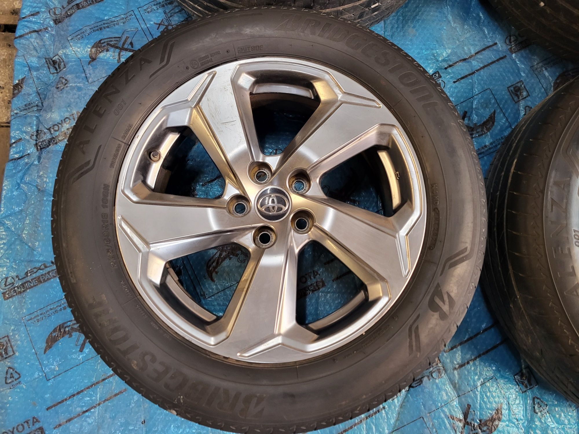 Felgi kola TOYOTA RAV4 V 18X7J