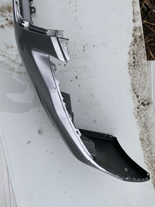 Передній бампер Subaru Impreza 57704FJ050