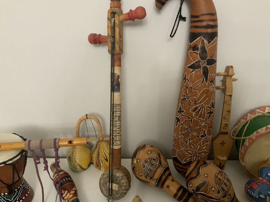 Музыкальные инструменты из разных стран