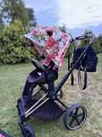 Wózek spacerowy Cybex Priam SPRING BLOSSOM 2.0 dodatki