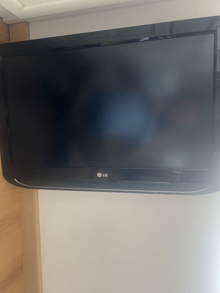 TV lcd LG 32” sem defeitos