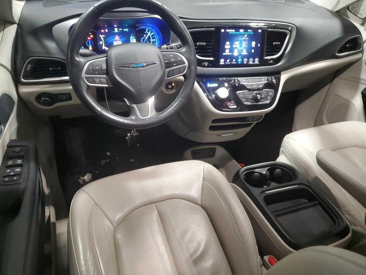 Chrysler Pacifica Hybrid Touring L 2020