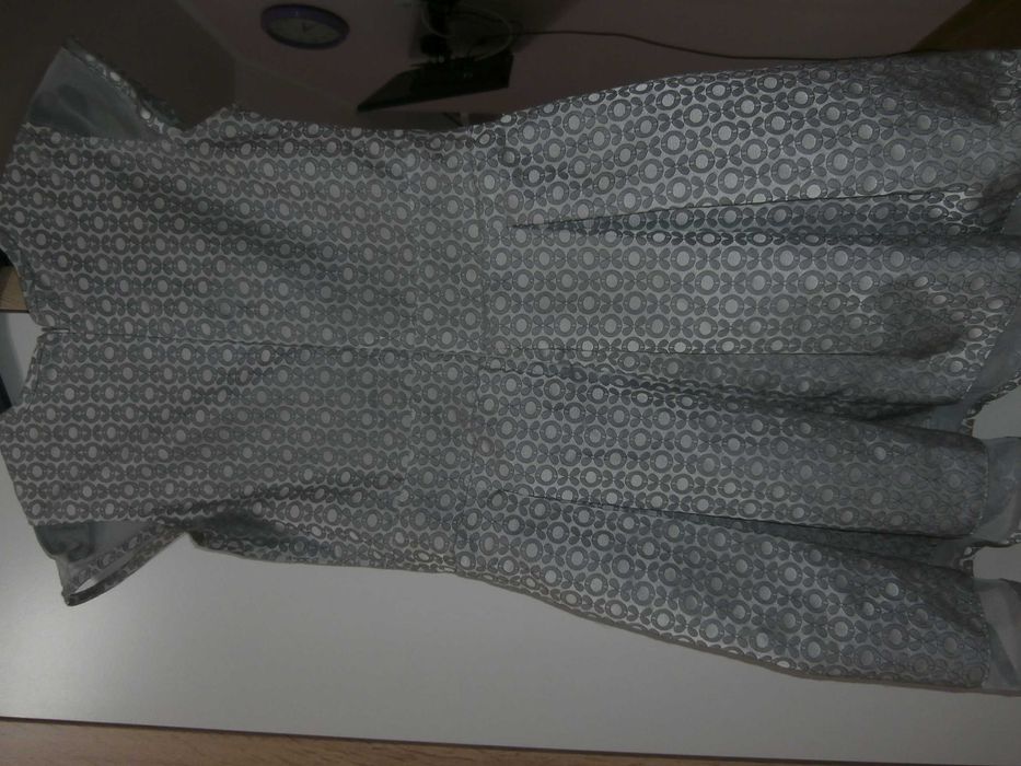 Sukienki rozm 152 cm