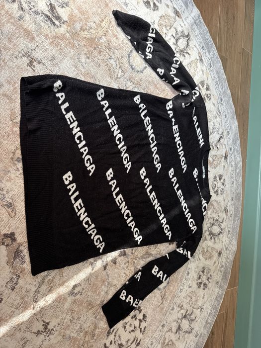 Sweter bluzka Balenciaga 40 zl