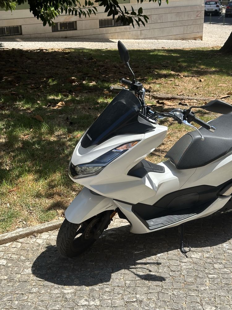 Mota pcx 125 única dona!
