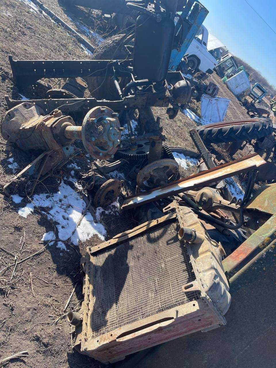 Задній міст МТЗ задній міст ЮМЗ шини диски радіатор рукав ступиця вом