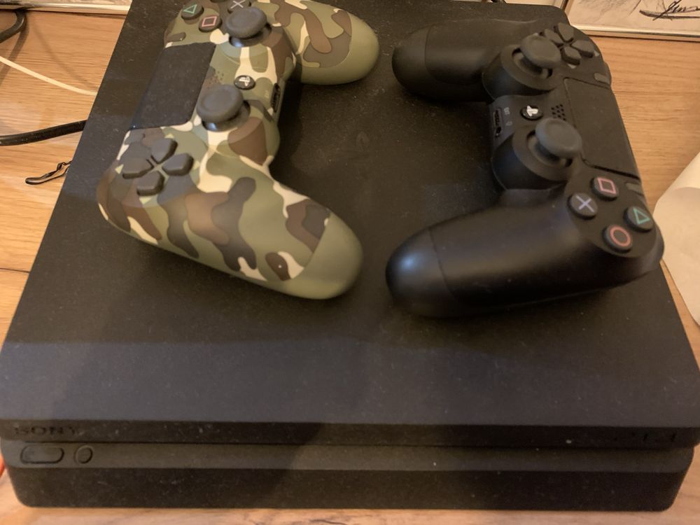 Konsola Playstation 4