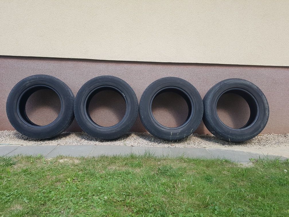 4szt Opony Barum letnie VANIS 2 205/65/16 C wzmacniana, bus, van