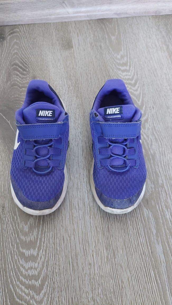 Кроссовки Nike размер 28,5