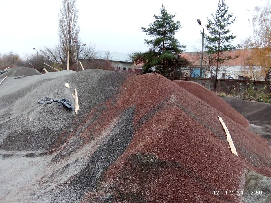 Щебінь 5-20, 20-40, 2-5 сірий, червоний