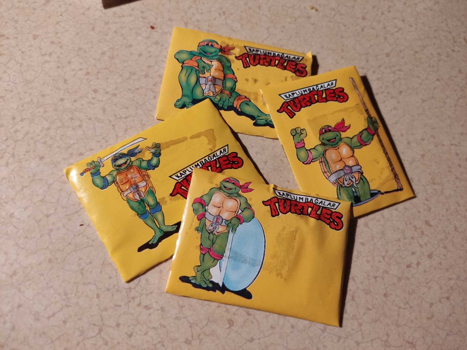 Gumy do żucia Turtles Wojownicze Żółwie Ninja 4szt.Lata 90