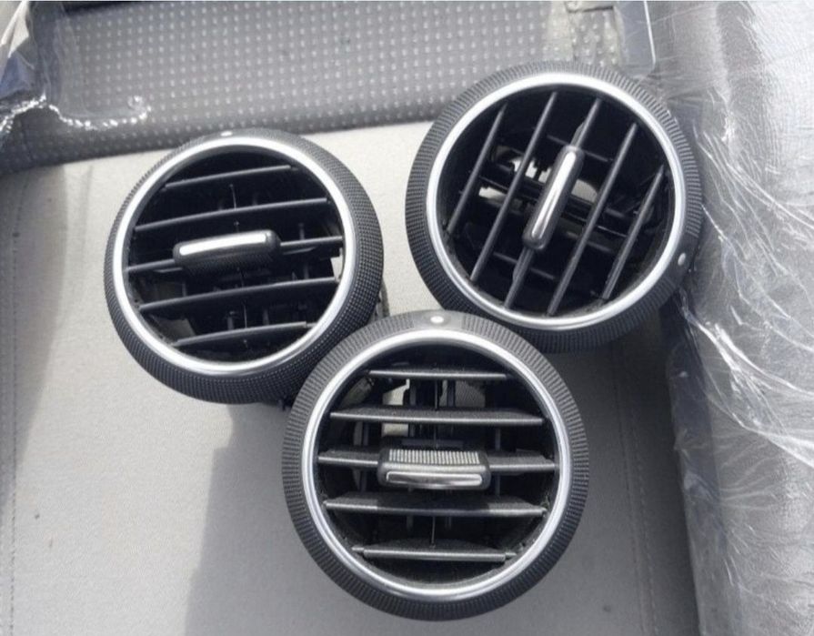 Kratka nawiewu audi a3 8p prawa lewa środkowa