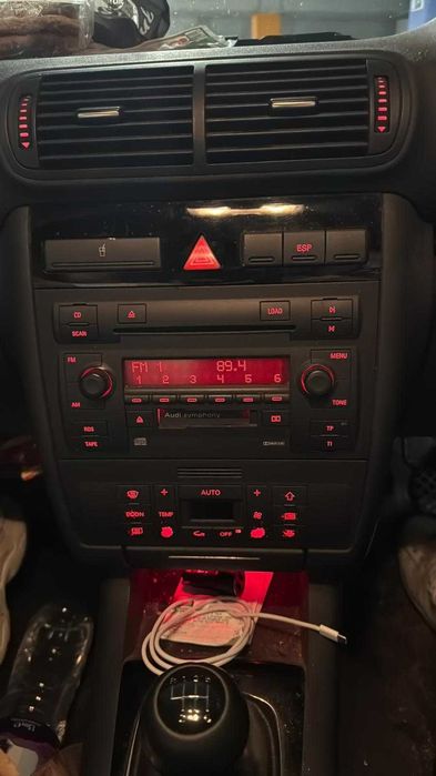 Consola 2DIN Audi A3 8L sem rádio