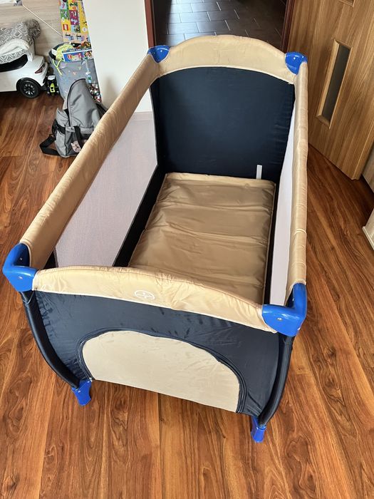 Łóżeczko turystyczne