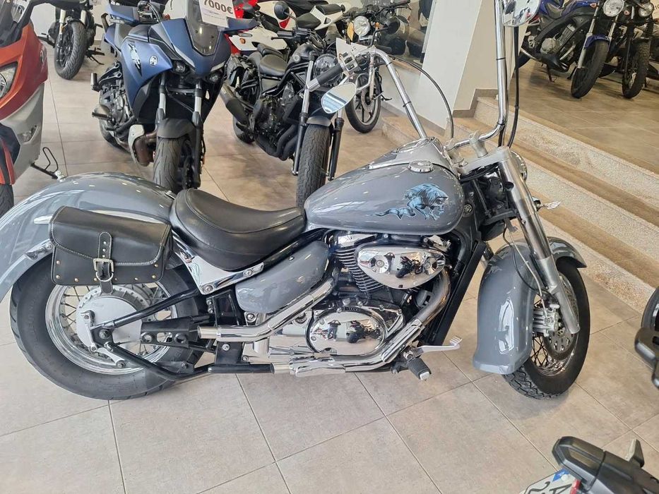 SUZUKI INTRUDER VL800