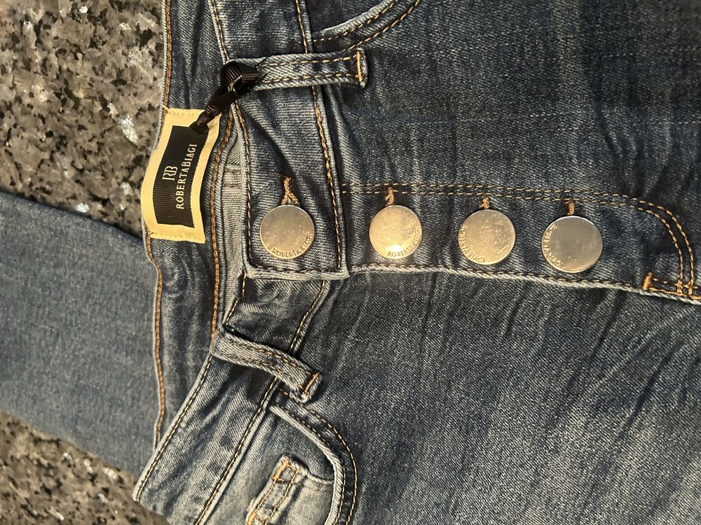 Spodnue jeans Roberta Biagi -zlote guziki r.44