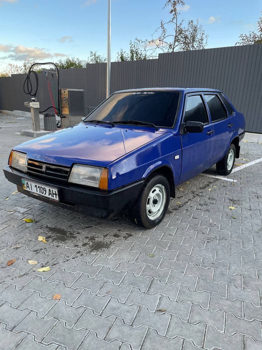 Продав ваз 21099 .2005рік