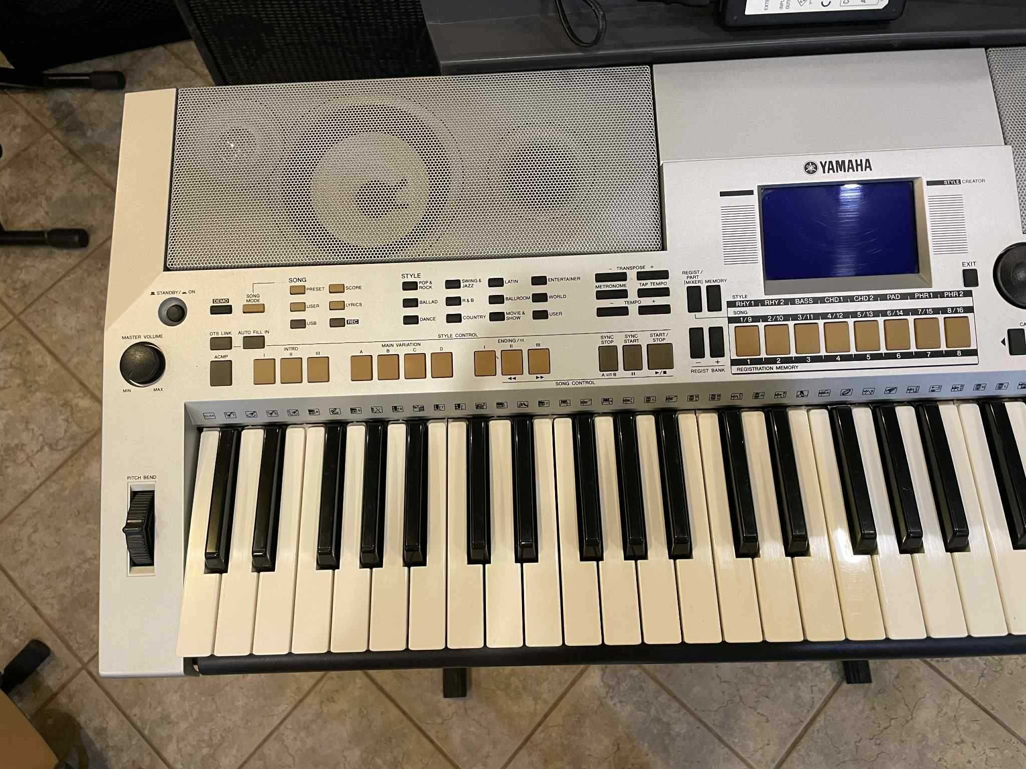Keyboard Yamaha PSR-S550
