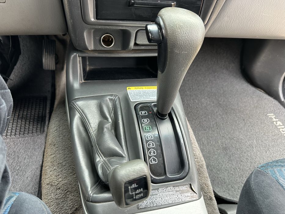 Продам Mitsubishi Pajero Sport на автомате газ/бензин!