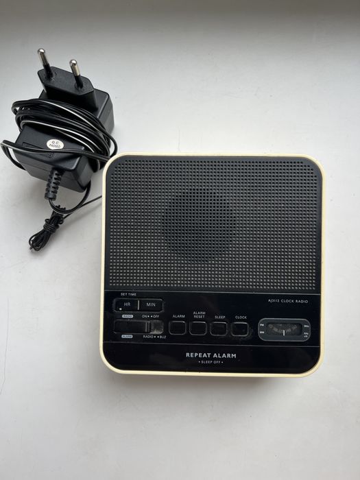радіогодинник з будильником Philips AJ3112/12