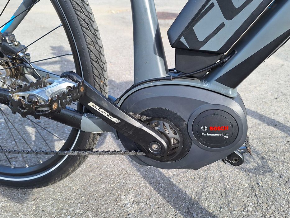 Rower Elektryczny Cube Reaction Hybrid Performance CX