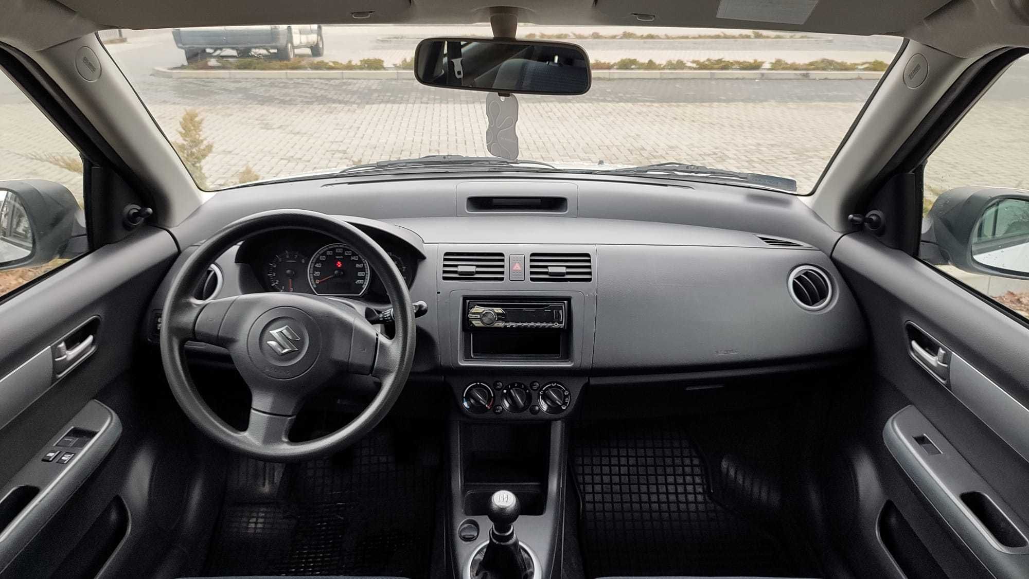 Suzuki Swift 1.3 benzyna