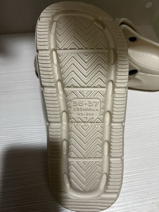 Крокси жіночі Нові