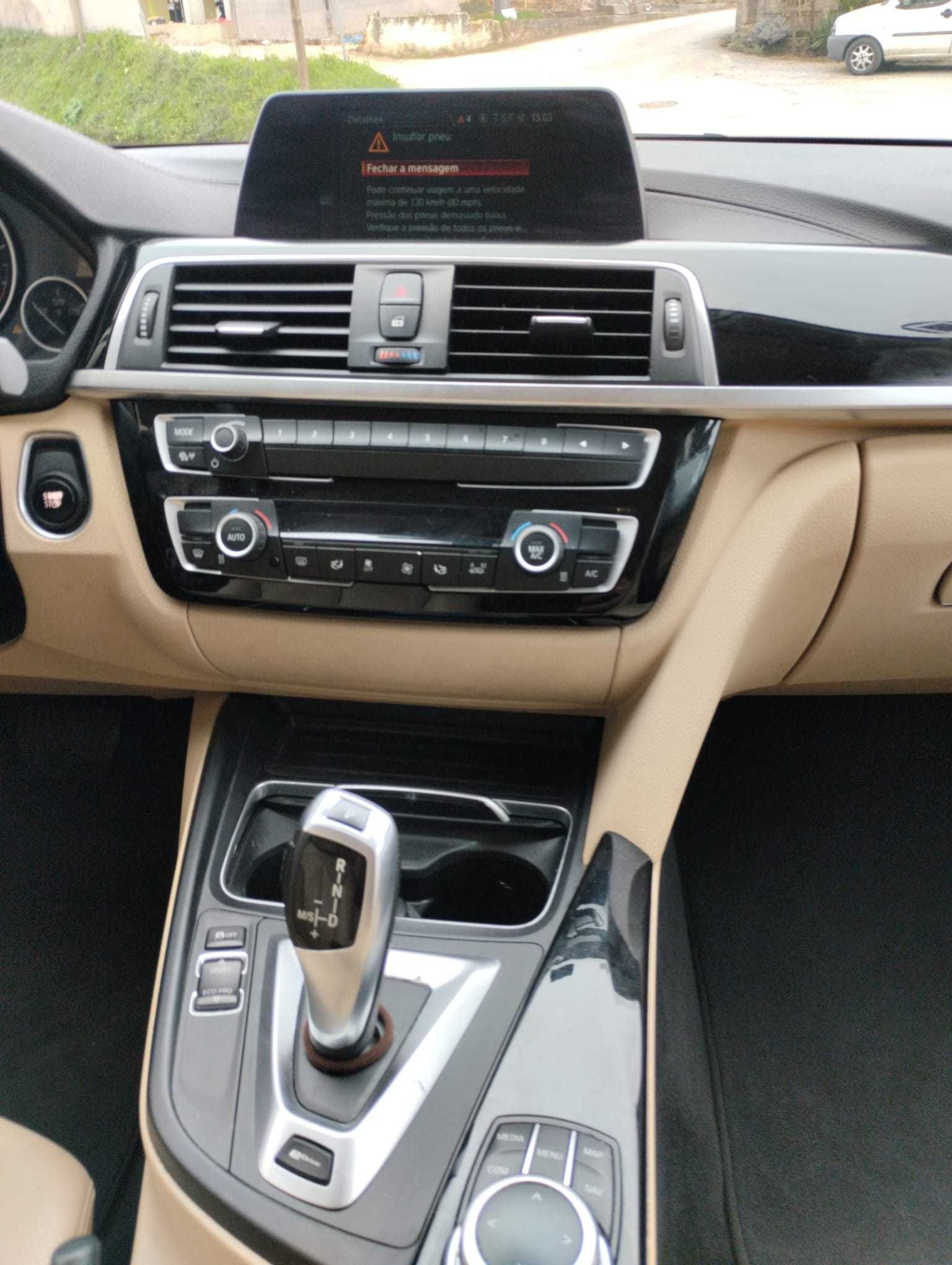 BMW 330e drive 2018